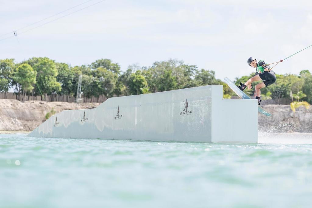 2020-WWA-WAKEPARK-WORLD