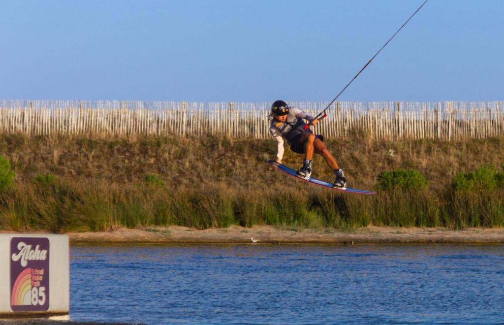 Moniteur de wakeboard-ucpa